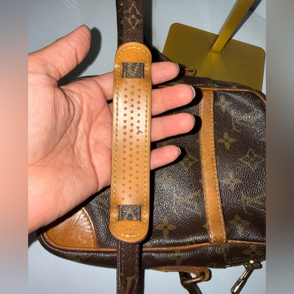 LV Monogram Danube PM vintage Crossbody Bag - Picture 12 of 14